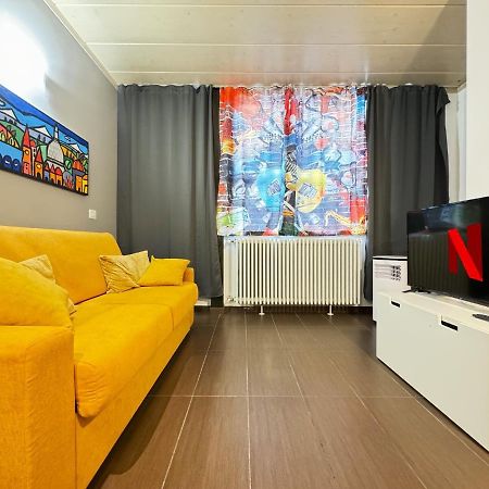 Dora Park-Porta Susa Private Parking&Netflix Apartment Turin Bagian luar foto